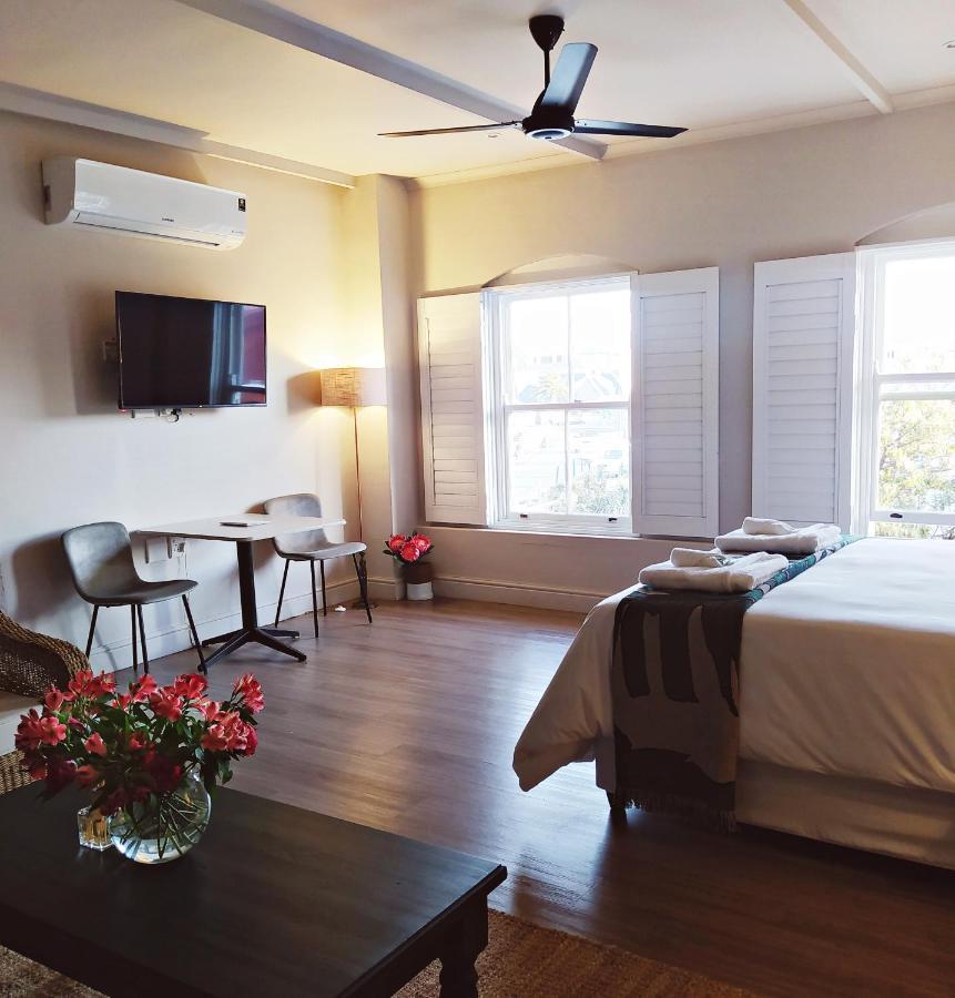 Apartment At Hermanus Waterfront Екстер'єр фото