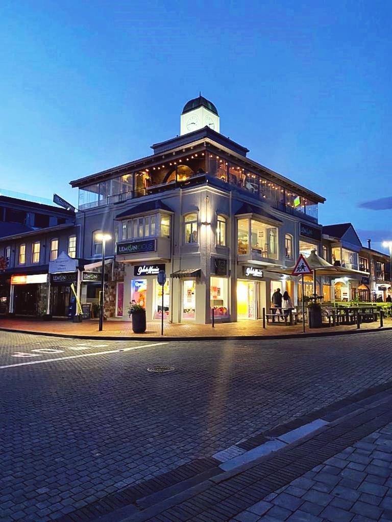 Apartment At Hermanus Waterfront Екстер'єр фото